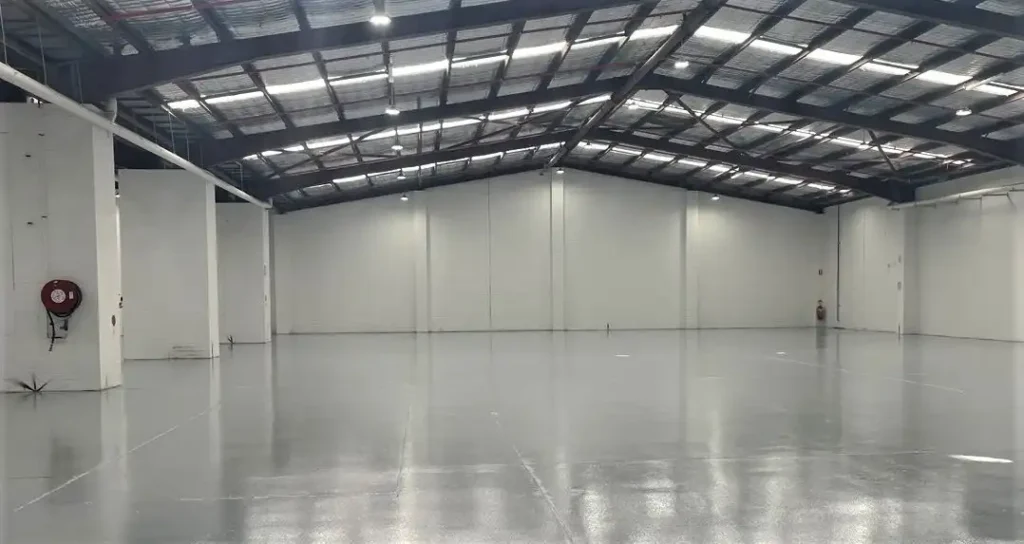 benefits of warehouse epoxy flooring
